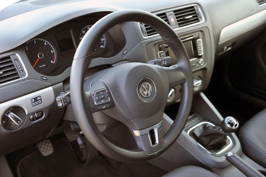  Volkswagen Jetta TDi 2011 года  (фото 33 из 120)